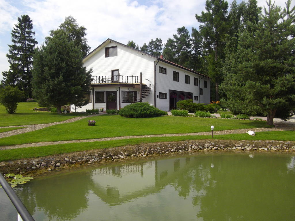 Kure Guesthouse Rahinge Exterior photo